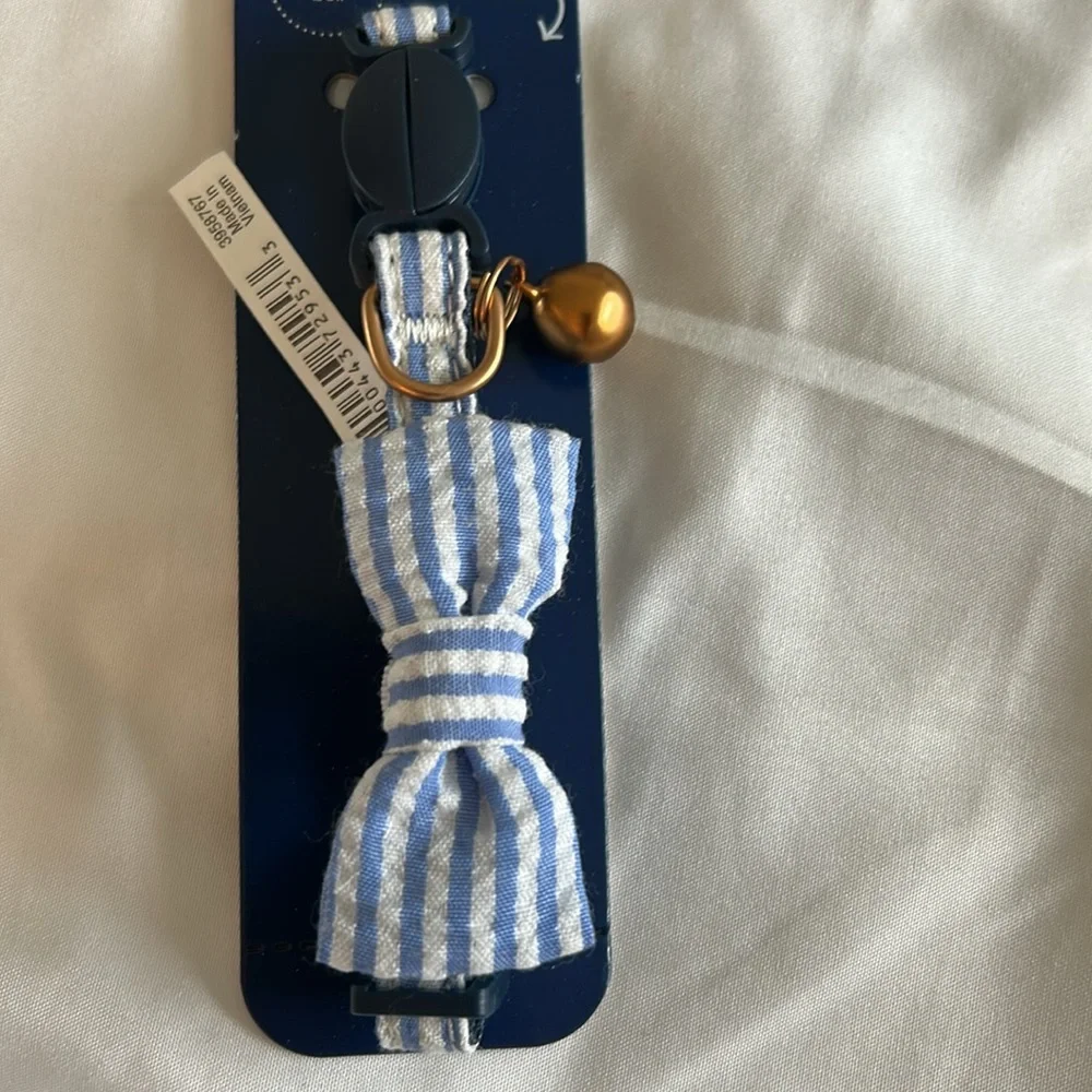 Youly the happy-go-lucky Blue Striped Breakaway Cat Collar (S/M)